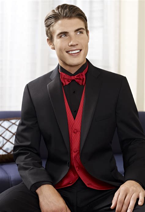 Men's Tuxedos and Formal Wear .